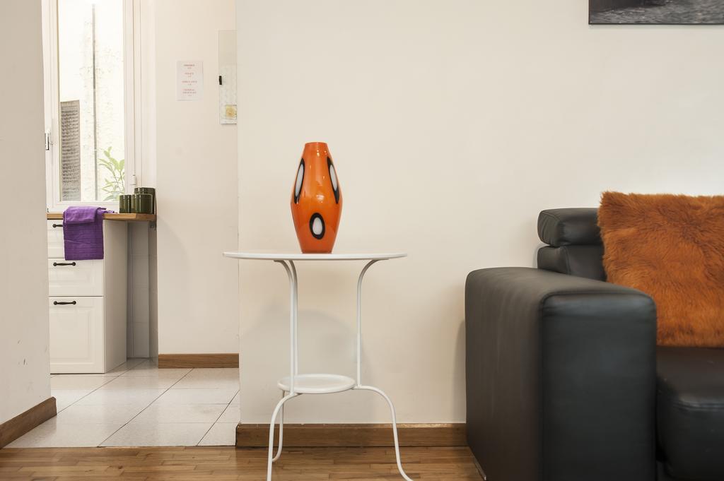 Fl Apartments Charming Flat In The Heart Of Trastevere — Photos 2